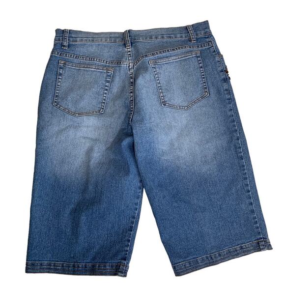 V. Cristina Capri Jeans Women’s Sz 14 Capri Gem Stones Medium Wash Stretch NEW - Picture 4 of 8